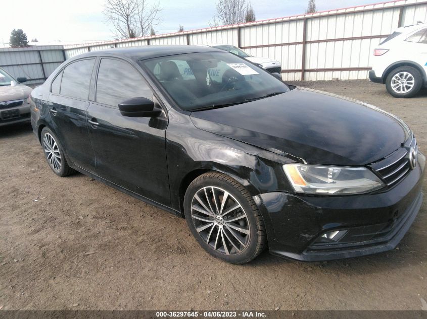 2015 VOLKSWAGEN JETTA SEDAN 1.8T SPORT - 3VWD17AJXFM407406