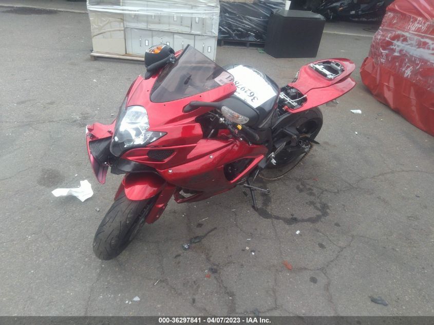 2007 SUZUKI GSX-R750 - JS1GR7KA772111673