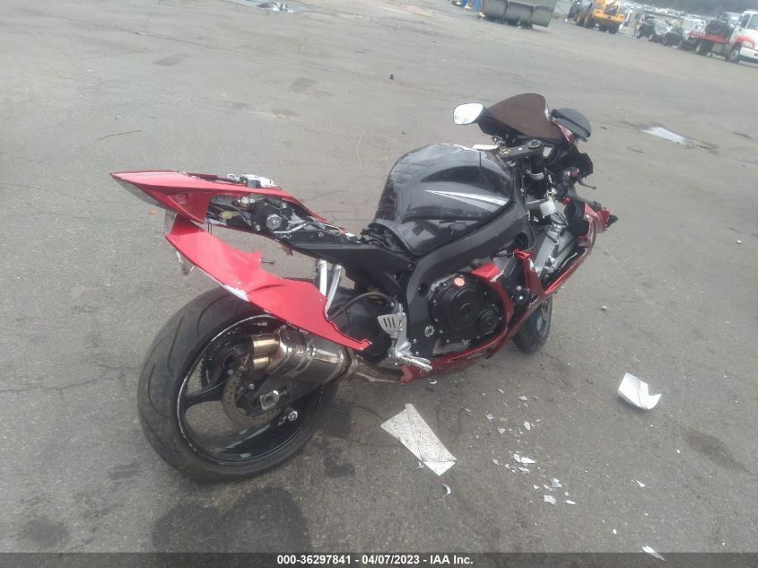 2007 SUZUKI GSX-R750 - JS1GR7KA772111673