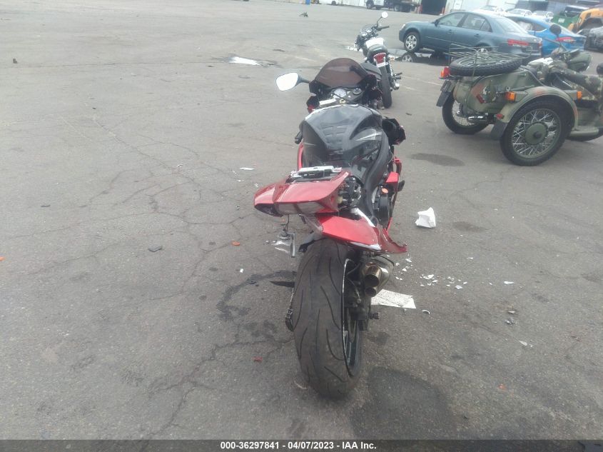 2007 SUZUKI GSX-R750 - JS1GR7KA772111673