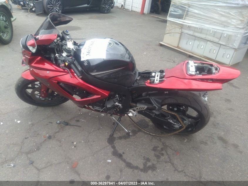 2007 SUZUKI GSX-R750 - JS1GR7KA772111673