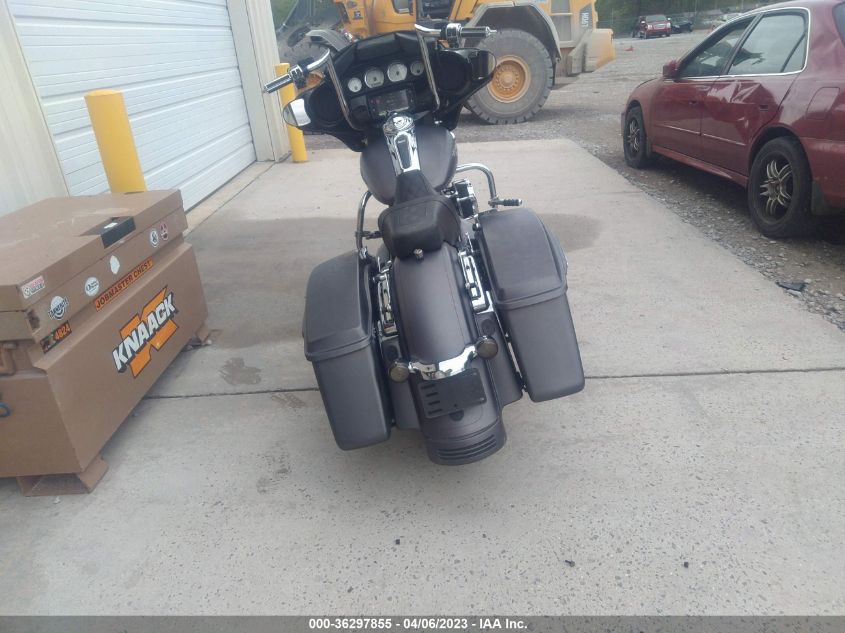 2016 HARLEY-DAVIDSON FLHXS STREET GLIDE SPECIAL - 1HD1KRM10GB648098