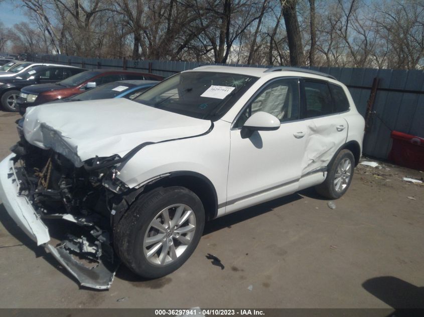 2014 VOLKSWAGEN TOUAREG SPORT WVGEF9BP0ED014298