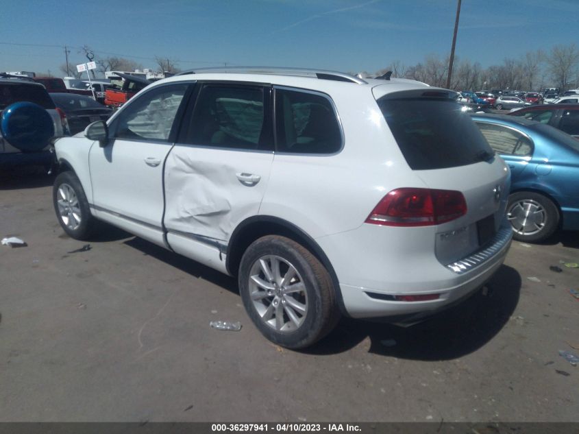 2014 VOLKSWAGEN TOUAREG SPORT WVGEF9BP0ED014298