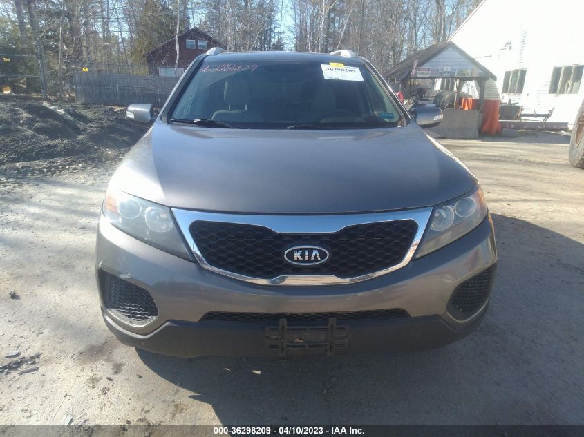 2013 KIA SORENTO LX - 5XYKTDA27DG344951