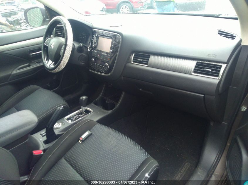 2016 MITSUBISHI OUTLANDER SE/SEL/ES - JA4AZ3A31GZ026532