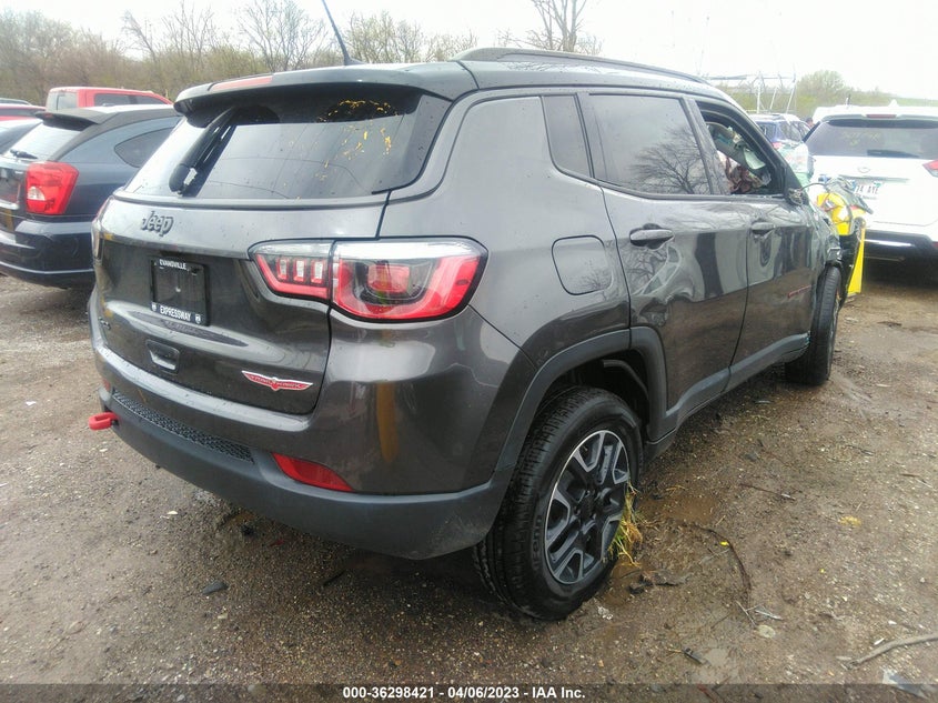 VIN 3C4NJDDB7KT595151 2019 JEEP COMPASS TRAILHAWK