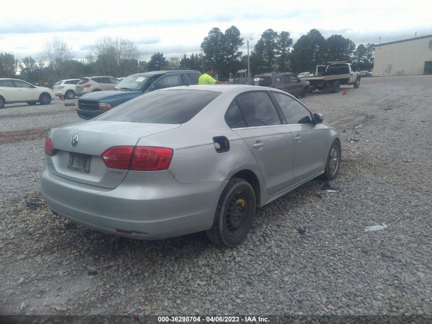 2013 VOLKSWAGEN JETTA SEDAN SE - 3VWDP7AJ0DM418832