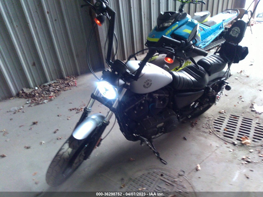VIN 1HD4LE218LB433584 2020 HARLEY-DAVIDSON XL883 N