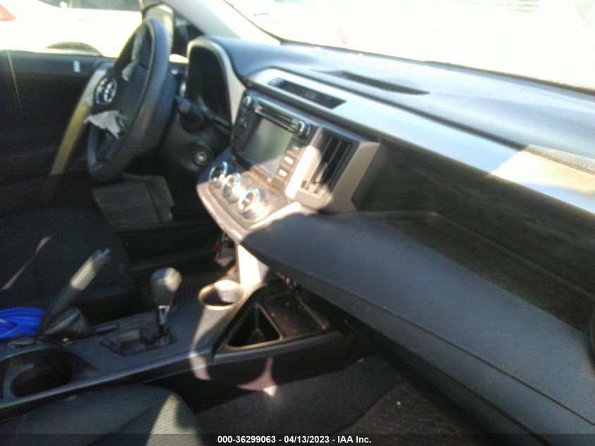 2014 TOYOTA RAV4 LE - JTMZFREV9EJ016942