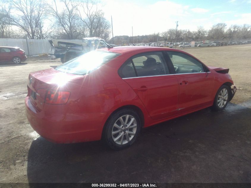 2014 VOLKSWAGEN JETTA SEDAN SE - 3VWD17AJ0EM413925