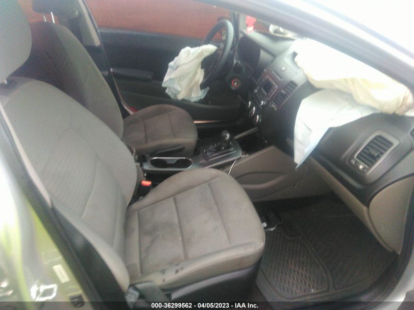 2015 KIA FORTE LX - KNAFX4A68F5370010