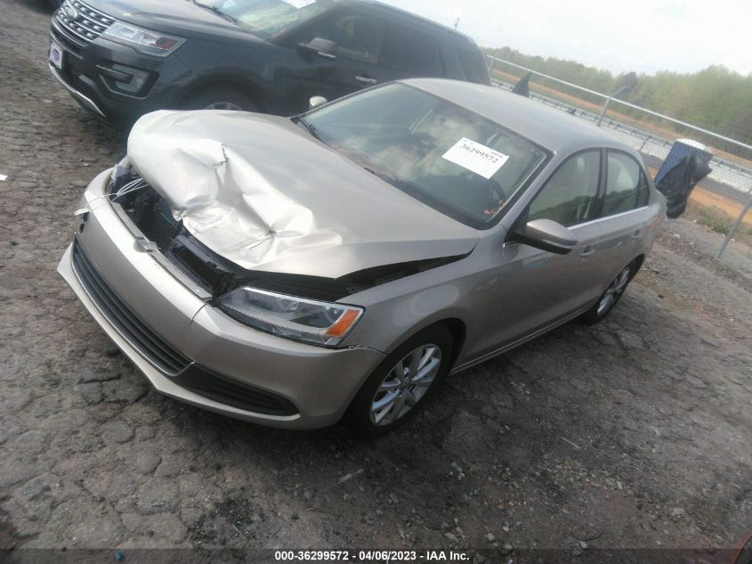 2013 VOLKSWAGEN JETTA SEDAN SE W/CONVENIENCE - 3VWDX7AJ0DM221806