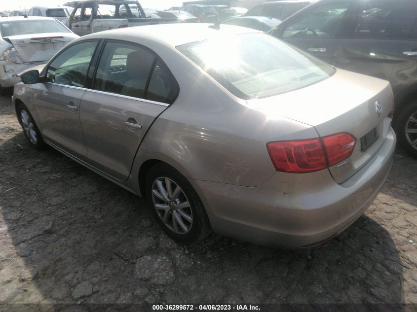 2013 VOLKSWAGEN JETTA SEDAN SE W/CONVENIENCE - 3VWDX7AJ0DM221806