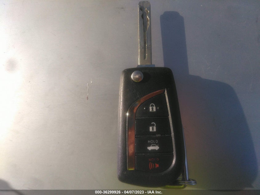 VIN 5YFEPRAEXLP054559 2020 TOYOTA COROLLA LE