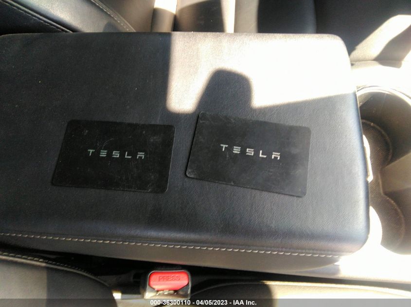 2019 TESLA MODEL 3 MID RANGE - 5YJ3E1EA0KF198749