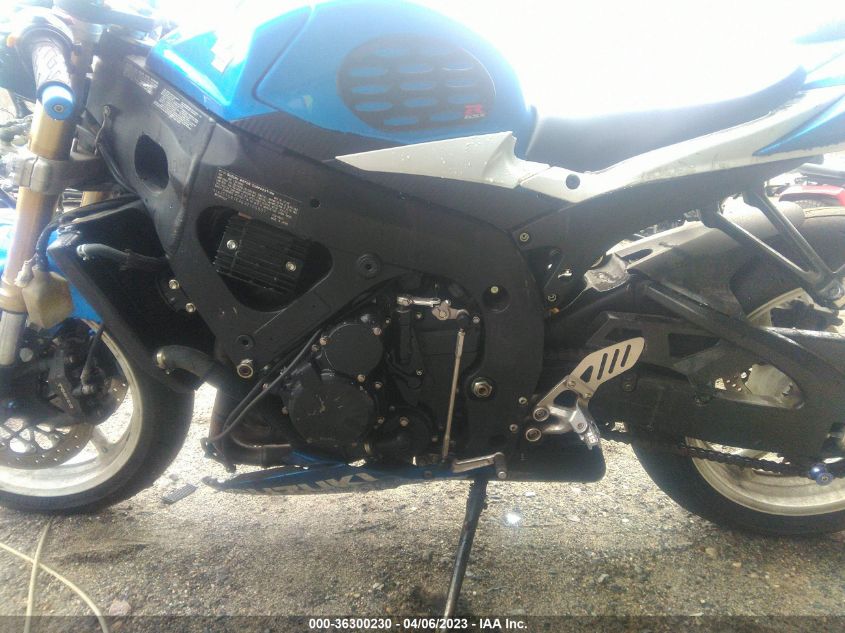 2009 SUZUKI GSX-R600 - JS1GN7EA692105907