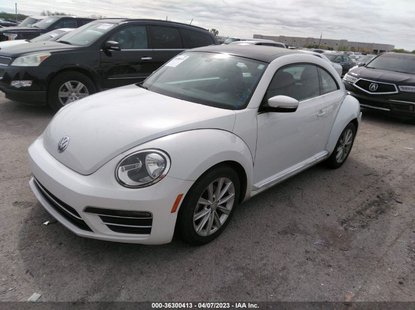 2018 VOLKSWAGEN BEETLE SE - 3VWJD7AT6JM725317