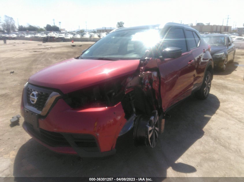 VIN 3N1CP5DV4LL489346 2020 NISSAN KICKS SR