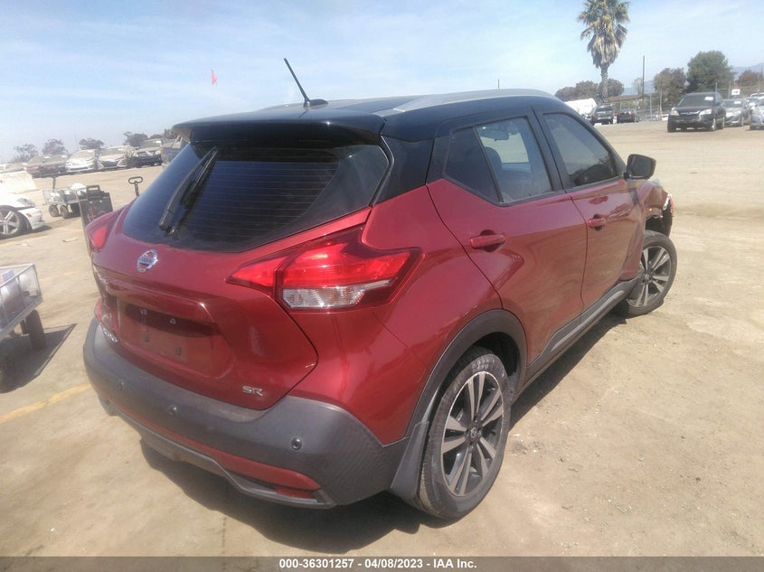 VIN 3N1CP5DV4LL489346 2020 NISSAN KICKS SR