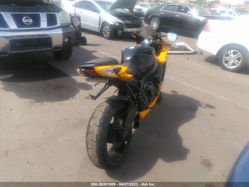 2017 SUZUKI GSX-R600 - JS1GN7FAXH2101016