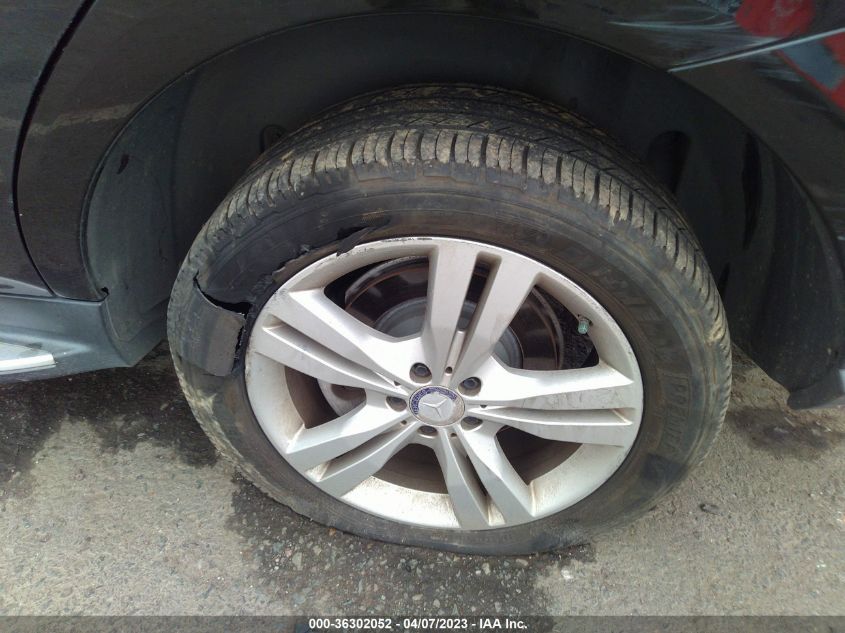2013 MERCEDES-BENZ M-CLASS ML 350 - 4JGDA5HB6DA261548