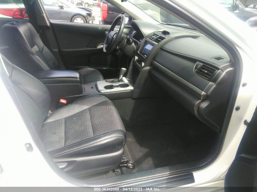 2014 TOYOTA CAMRY HYBRID LE/XLE/SE LIMITED EDITION - 4T1BD1FK7EU138660