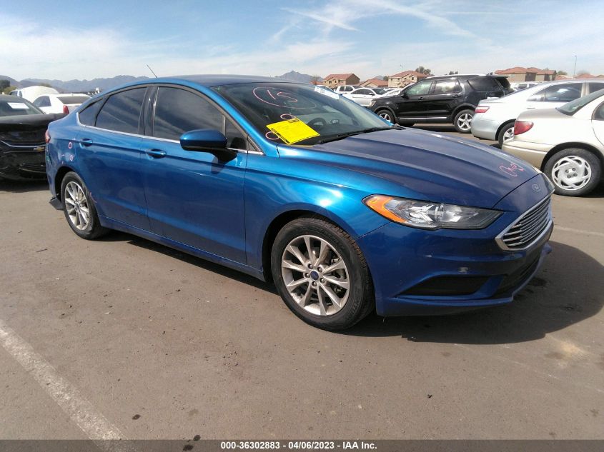 3FA6P0H74HR201392 FORD FUSION SE 2017