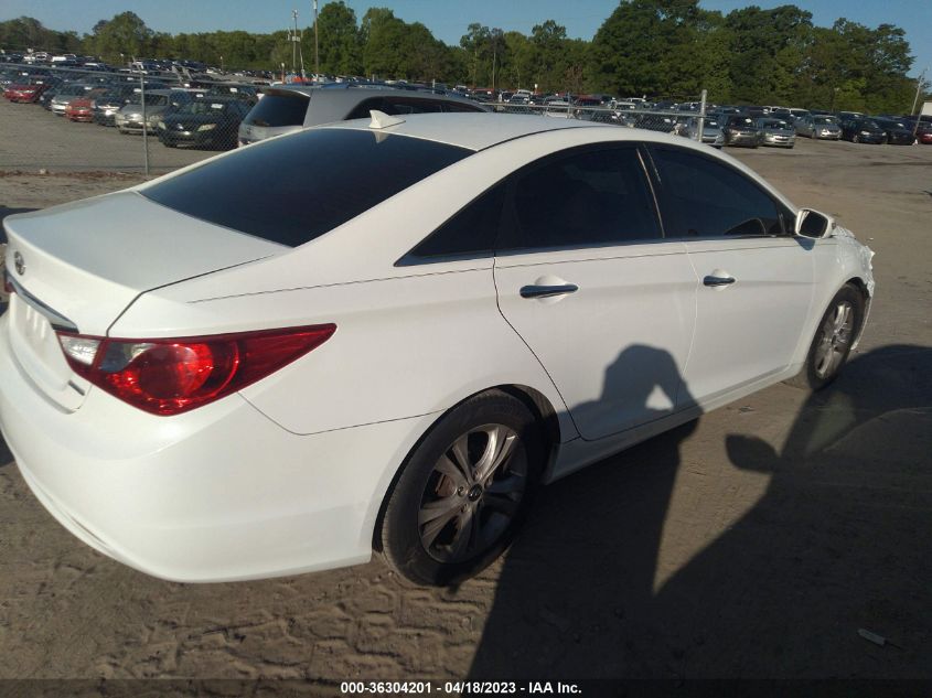 VIN 5NPEC4AC7DH654841 2013 HYUNDAI SONATA no.4