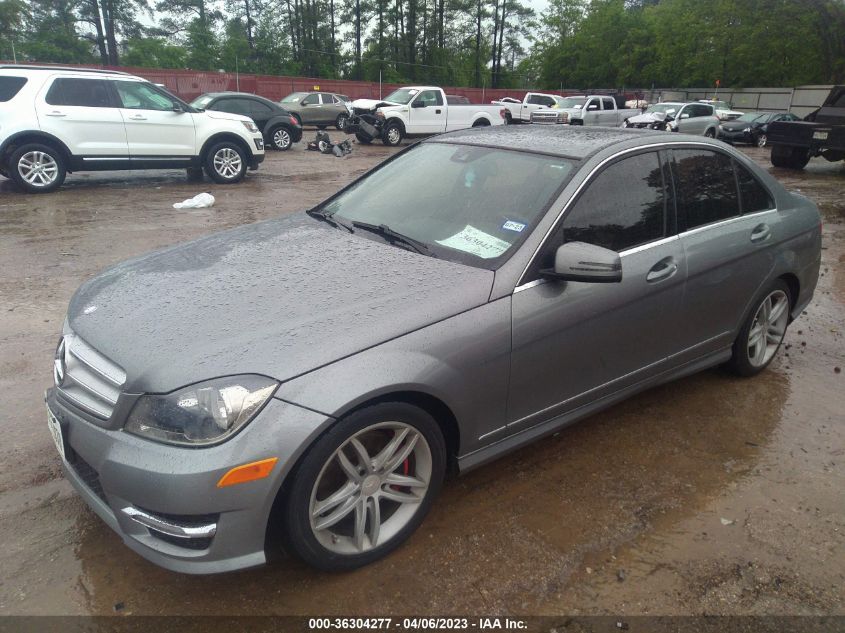 2013 MERCEDES-BENZ C-CLASS C 300 - WDDGF8AB3DA835978