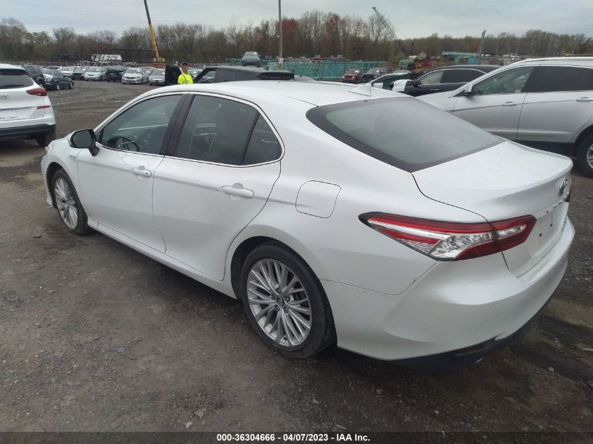 2018 TOYOTA CAMRY HYBRID - 4T1B21HK2JU009691