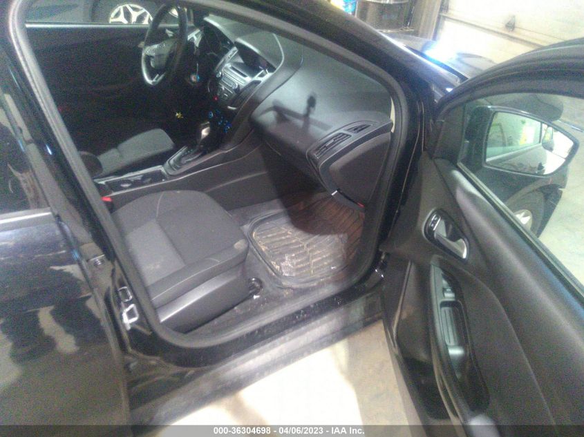 2016 FORD FOCUS SE - 1FADP3F24GL244272