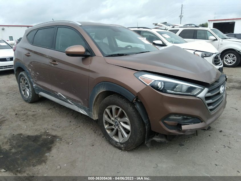 2017 HYUNDAI TUCSON SE - KM8J3CA45HU430315