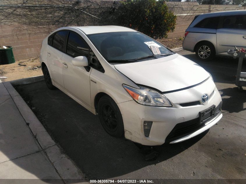 2015 TOYOTA PRIUS FOUR - JTDKN3DUXF1895685