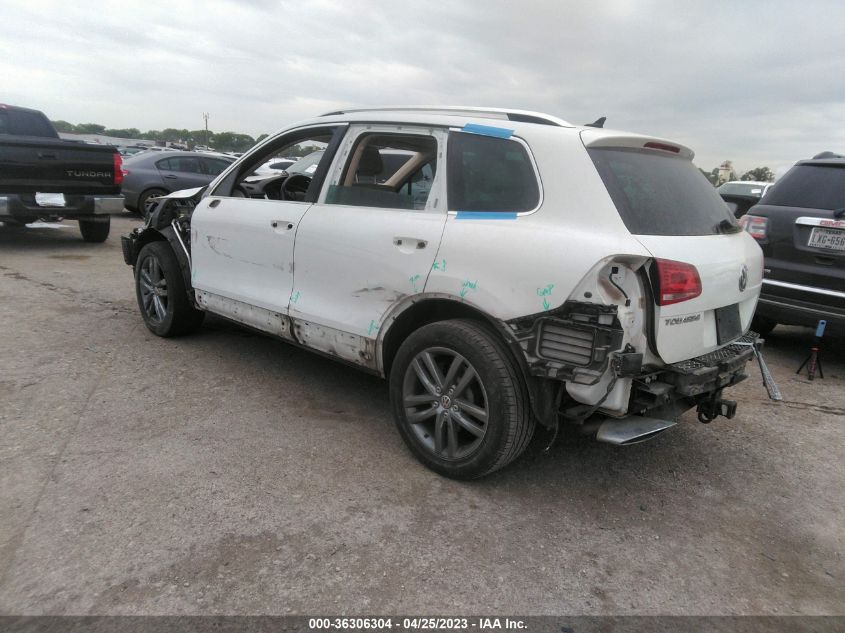 2016 VOLKSWAGEN TOUAREG LUX WVGEP9BP5GD002518