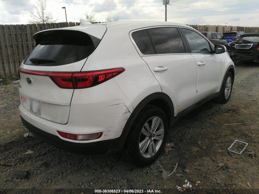 VIN KNDPM3AC8J7484179 2018 KIA SPORTAGE LX