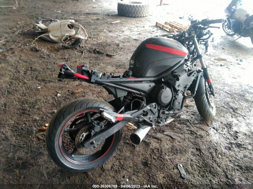 2013 YAMAHA FZ6 R - JYARJ18E6DA011154