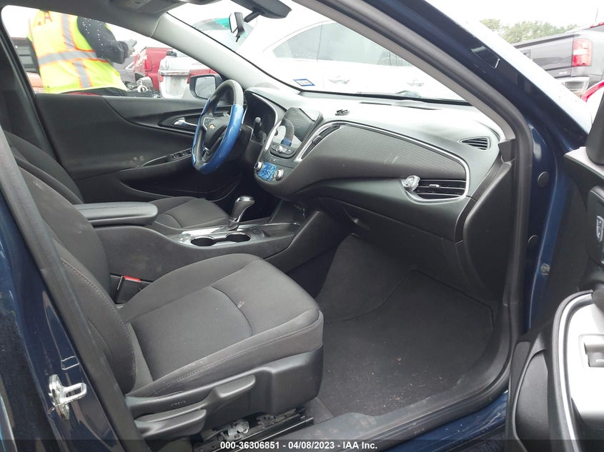 VIN 1G1ZD5ST0KF129459 2019 CHEVROLET MALIBU LT