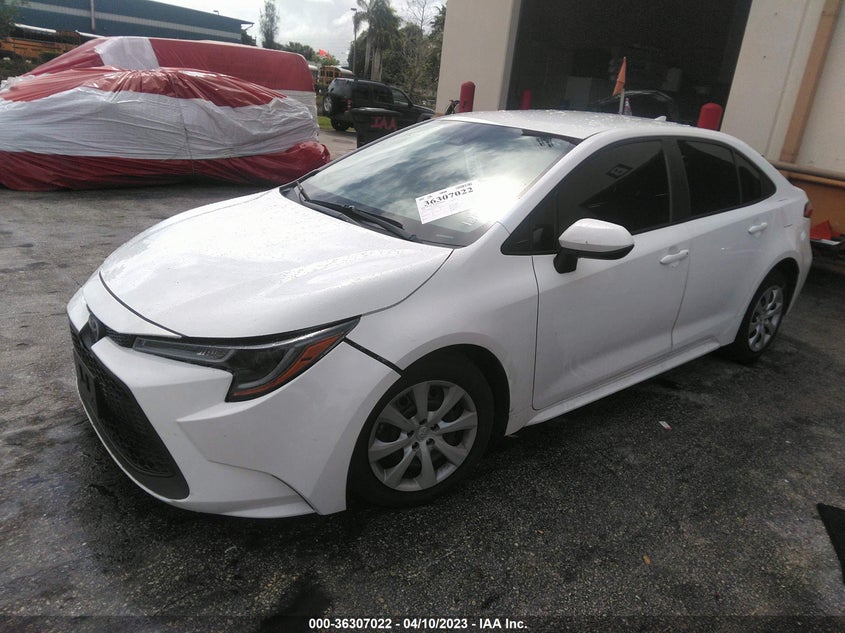 VIN 5YFEPRAE7LP124020 2020 TOYOTA COROLLA LE