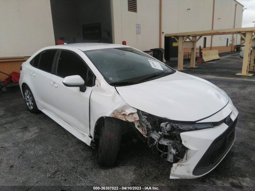 VIN 5YFEPRAE7LP124020 2020 TOYOTA COROLLA LE