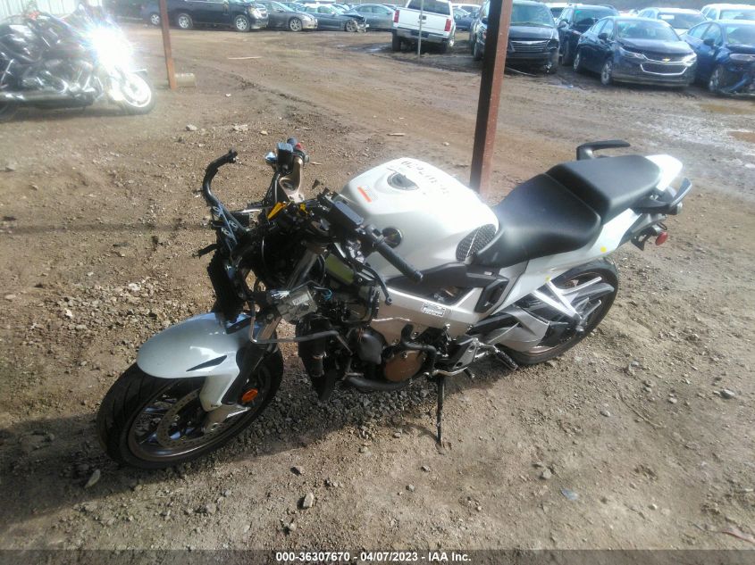 2014 HONDA VFR800 F JH2RC7913EK000094