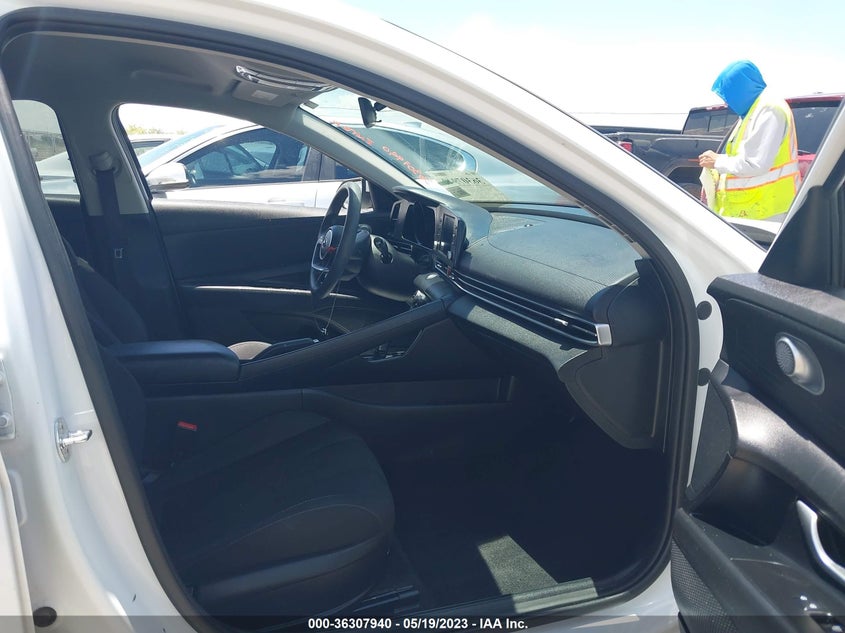 VIN 5NPLM4AG4MH037999 2021 HYUNDAI ELANTRA SEL