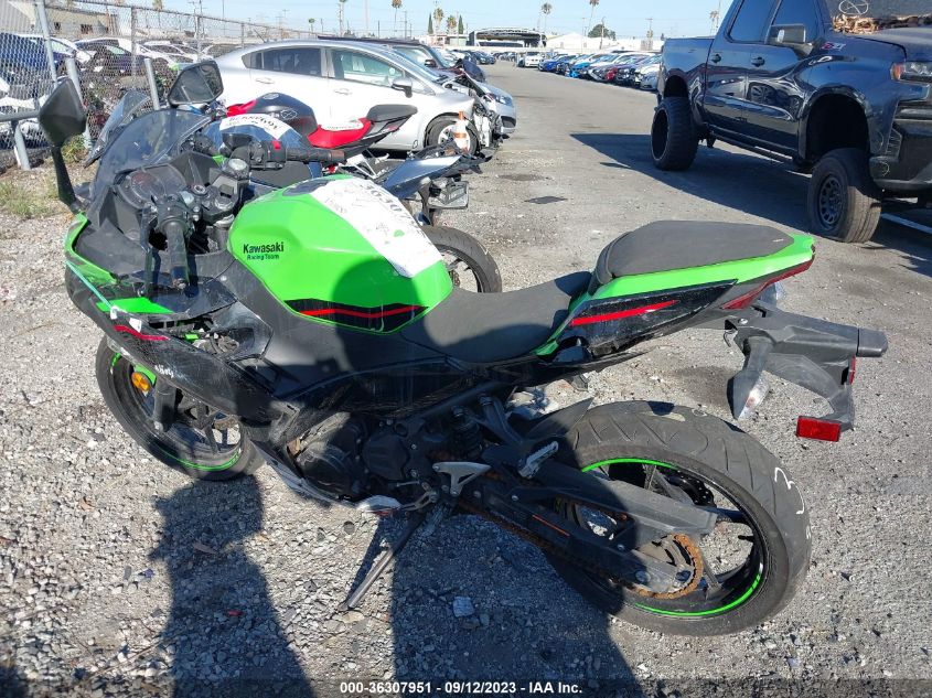 2022 KAWASAKI EX400 JKAEXKG18NDAG6915