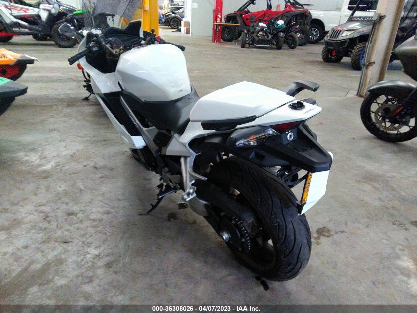 2014 HONDA VFR800 F JH2RC7915EK000095
