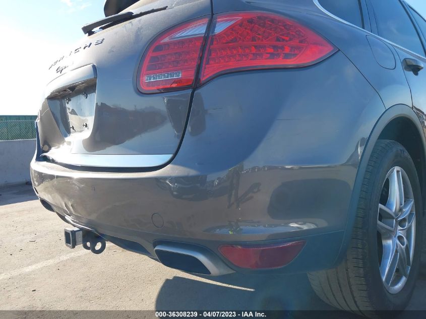2013 PORSCHE CAYENNE - WP1AA2A2XDLA12477