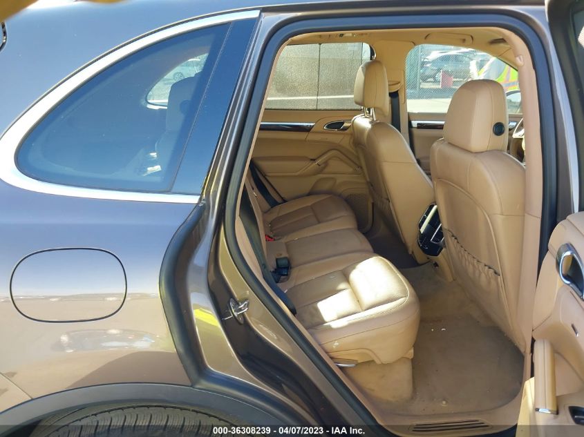 2013 PORSCHE CAYENNE - WP1AA2A2XDLA12477