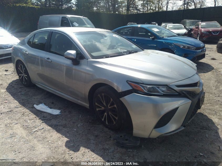 2018 TOYOTA CAMRY LE/SE/XLE/L - JTNB11HK5J3010648