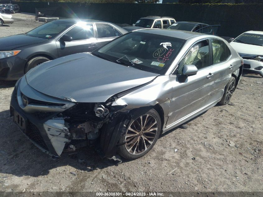 2018 TOYOTA CAMRY LE/SE/XLE/L - JTNB11HK5J3010648