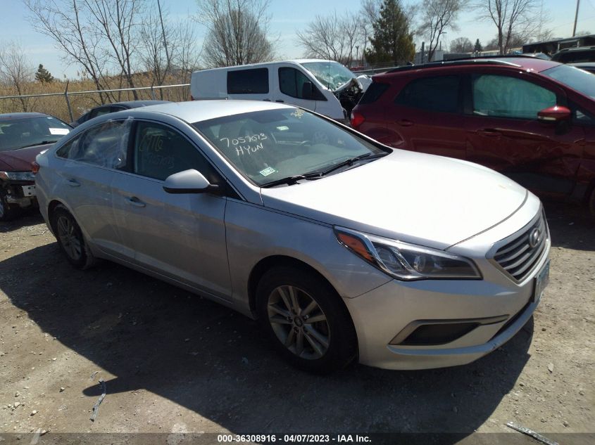 2017 HYUNDAI SONATA SE - 5NPE24AF3HH557588