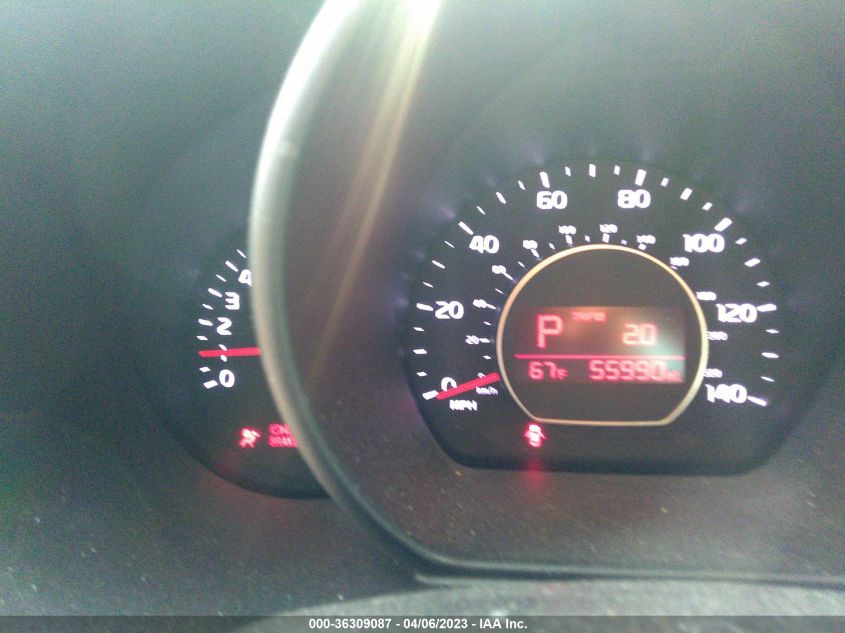 2018 KIA SOUL + - KNDJP3A53J7523856